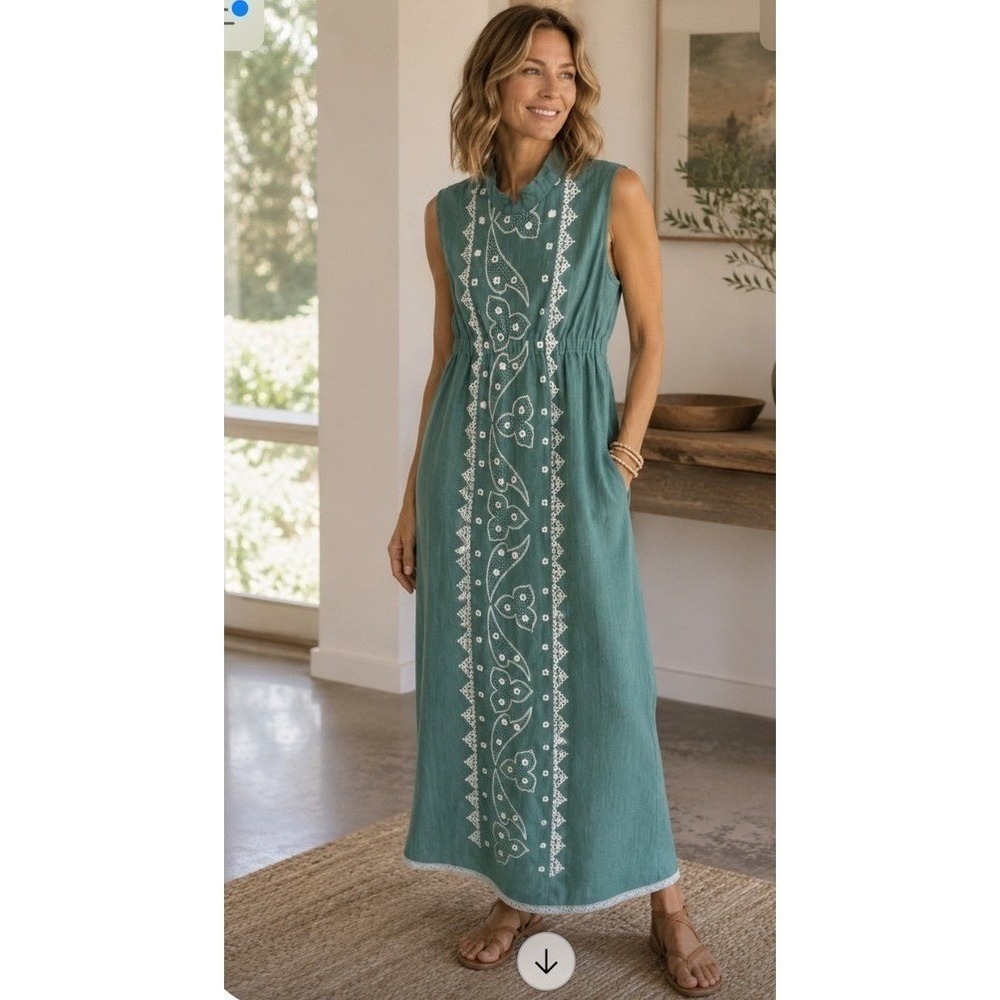 Vintage Homemade 1970s Embroidered Maxi‎ Dress Mock Neck Sleeveless Boho Style
